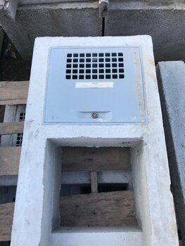 Mureta Concreto com Caixa Hidrômetro Samae com Pé